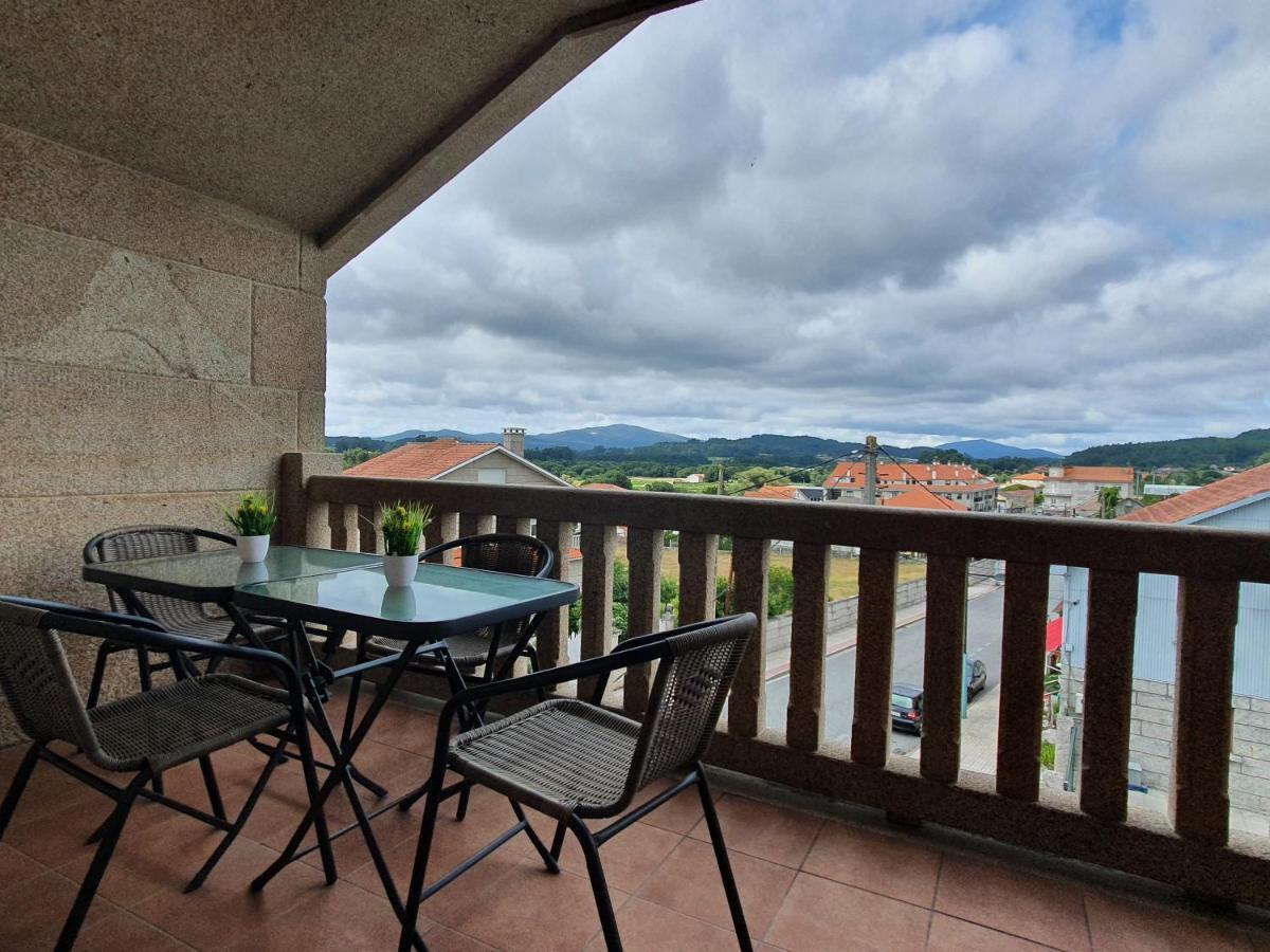Apartamento A Casa Da Feira Pontevedra Exterior photo